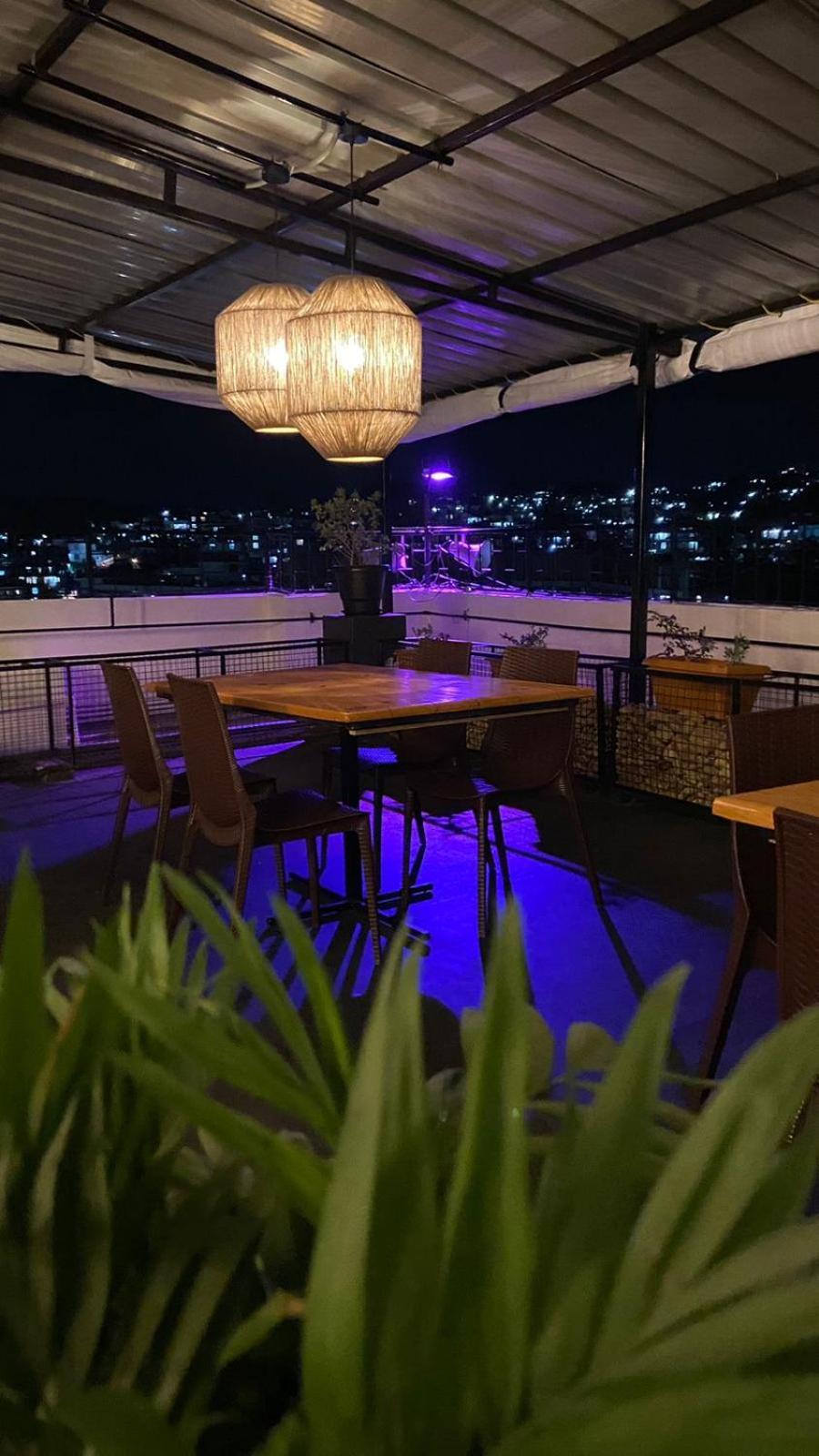 Hotel Travellers Inn Шилонг Екстериор снимка